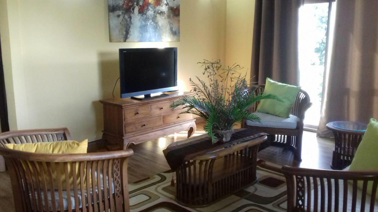 Shay Lyah Self Catering Leilighet Victoria Eksteriør bilde